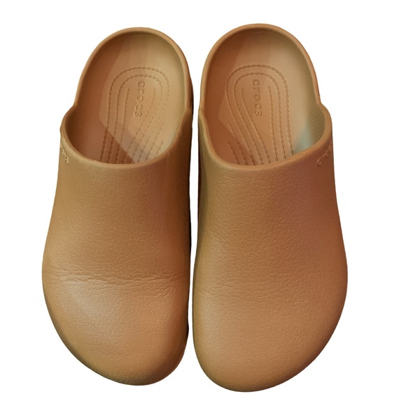 CROCS Men DYLAN CLOG COGNAC BROWN UNISEX US M 7 Woman’s 9-unisex - Picture 1 of 6